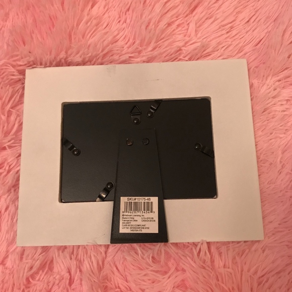 Forever Friends Picture Frame - Picture 2 of 2